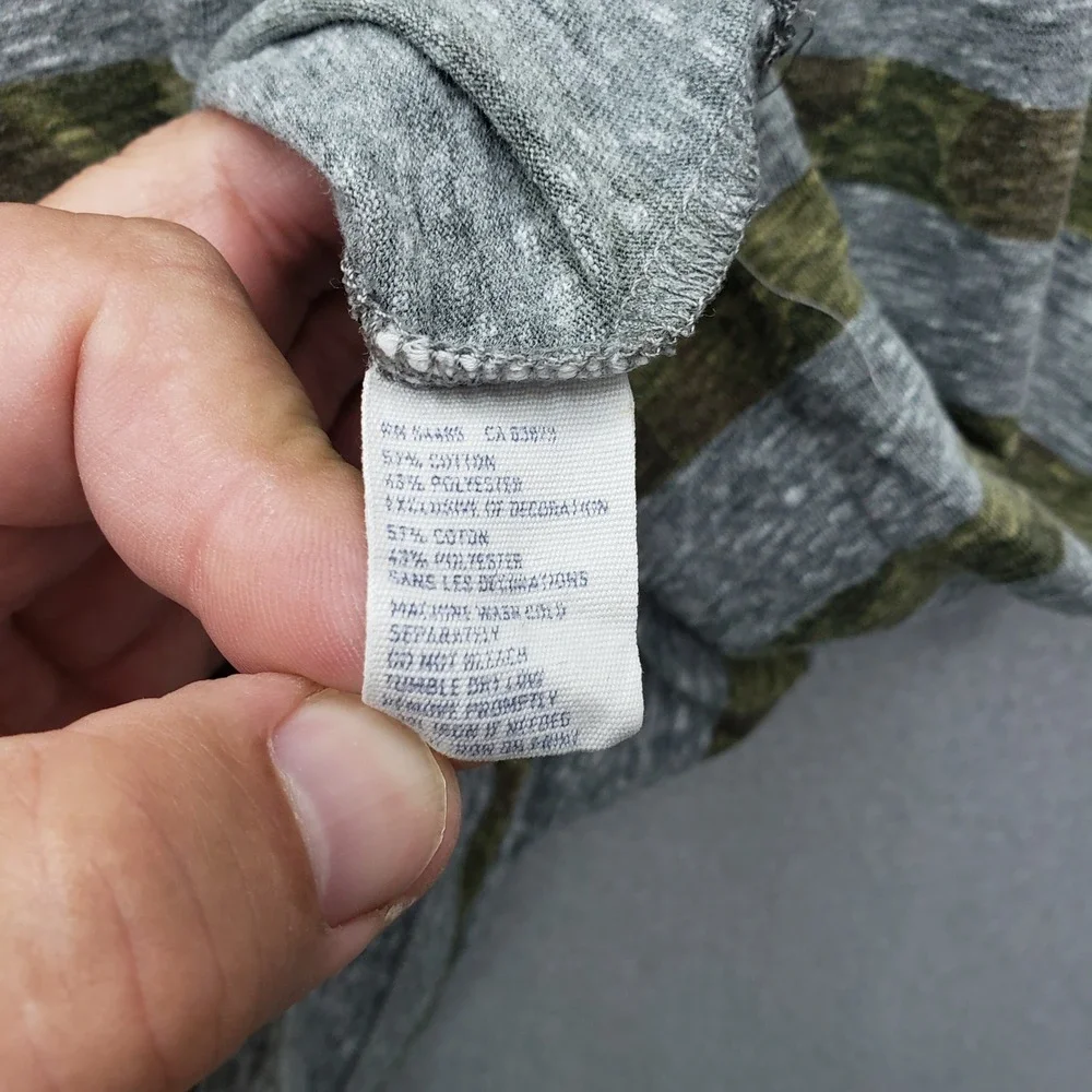 American Eagle Mens V-Neck Tee Gray Olive Green Heathered Stripe Normcore Grunge